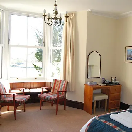 Limes Country Guest house *